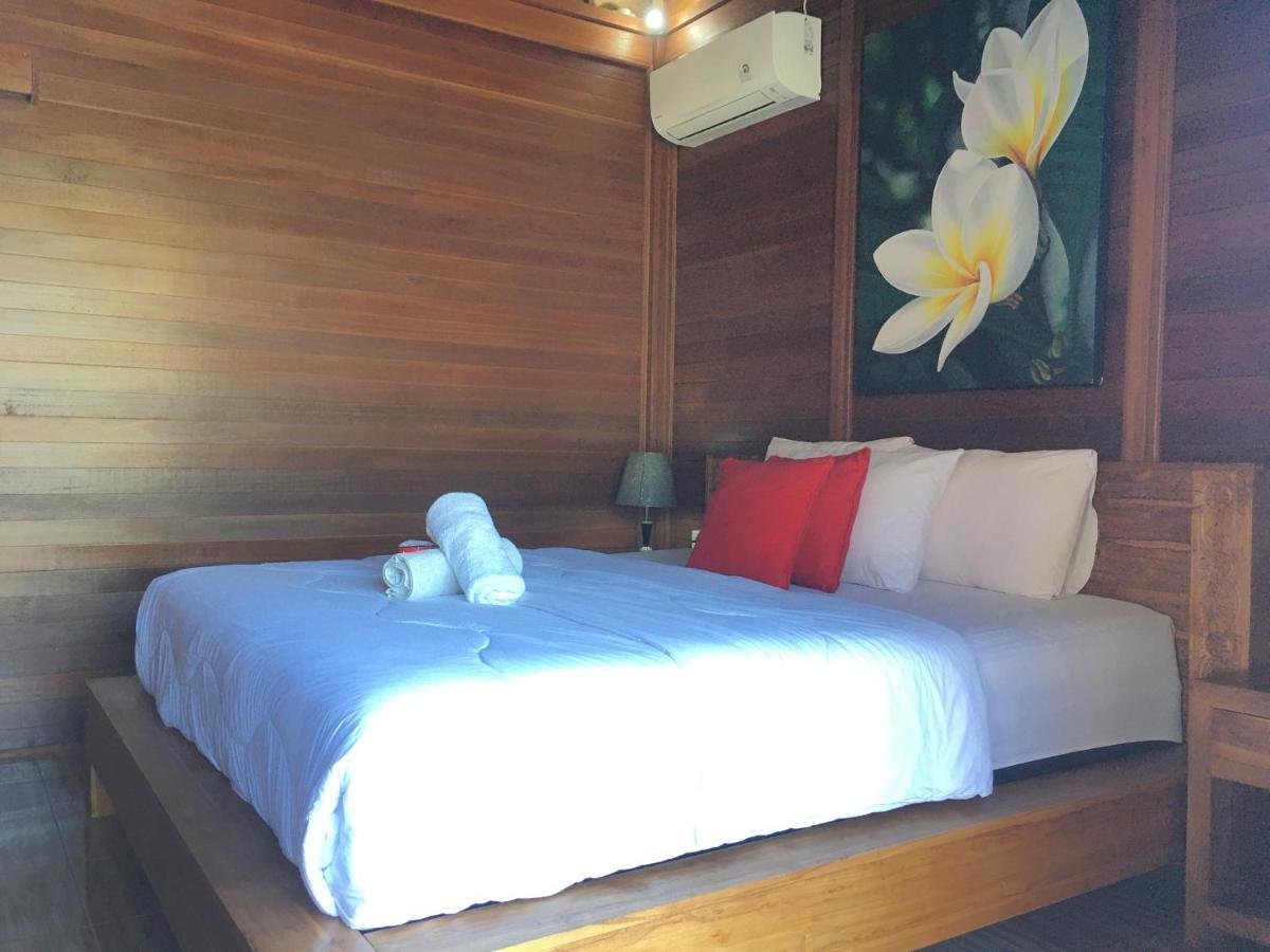 Wahyu Homestay 1 Nusa Lembongan  Exterior photo